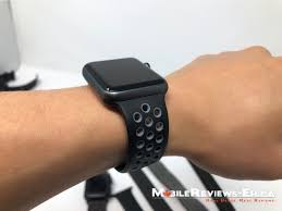 The nike sport loop, with its nylon weave and reflective thread, is made for fitness. The Best Workout Apple Watch Straps Or Bands Mobile Reviews Eh