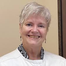 Elizabeth Murtagh's Instagram, Twitter & Facebook