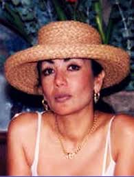 Последние твиты от sandra avila beltran (@sandra_avila_b). Exige La Reina Devolucion De Bienes Antena San Luis