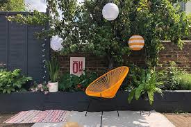 There are lots of great ideas you can try and make sure you also involve the kids into. Stylish But Simple Small Garden Ideas Loveproperty Com