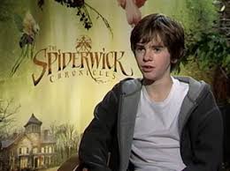 The spiderwick chronicles is a 2008 american fantasy adventure film based on the book series of the same name by holly black and tony diterlizzi. Freddie Highmore The Spiderwick Chronicles Interview Celebrity Interviews