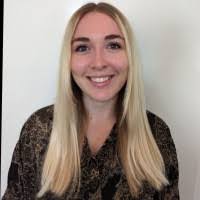 Nicole Heenan's Instagram, Twitter & Facebook