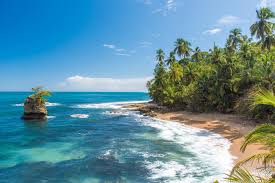 This nation has bewilderingly diverse culture, climates, flora, and fauna, and landscapes range from rainforests, to dry tropical and temperate forests, to volcanoes, to caribbean and pacific beaches, to high mountains, and marshy lowlands. Costa Rica Gunstige Hotels Ab 4 Pro Nacht Neue 2021 Angebote