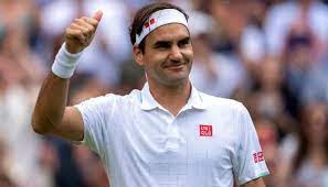 Federer is the former #1 ranked tennis player in the world, having held the number one position for a record 237 consecutive weeks. Wsiy Dzrt9dibm