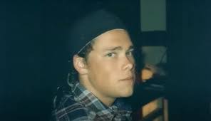 Douglas Kratz's Instagram, Twitter & Facebook