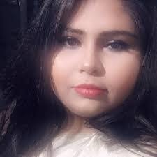 Vivian Quinones's Instagram, Twitter & Facebook