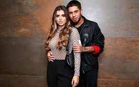 O sertanejo postou uma foto em clima de romance com isabella arantes, bailarina do 'domingão do faustão' apontada como affair do atacante no começo do ano. Modelo Isabella Arantes Revela Traicao Do Cantor Ze Felipe