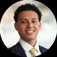 Karen Donis's Instagram, Twitter & Facebook