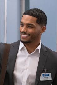 A true fan of mine wouldn't miss this, don't walk away without texting me  fans, I love you all ❤️