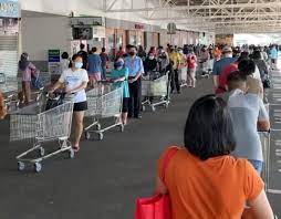 .membuat malaysia kembali memberlakukan lockdown (penguncian total) secara nasional. Jf9qryhhwlgezm