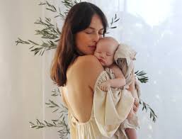 When is mother's day 2021? Mother S Day Gift Guide 2021 Best Gifts For Mom Goop