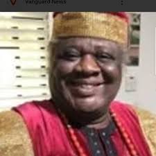 HOTELS BEWARE OF THIS FACE A guest with Name Steve Augustin booked a room 