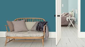 J ai deux canapés ivoire et taupe dans mon salon j aimerai peindre un mur sur lequel je disposerai des meubles blancs laques et taupe quelle couleur. Bleu Canard Les Bonnes Associations De Couleurs Cote Maison