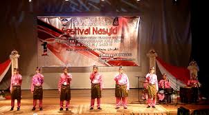 Lirik lagu 'laila canggung' yang dipopulerkan oleh iyeth bustami. Nasyid My Spy