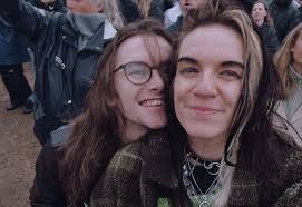 Coming out of a hiatus of Animation college talks and into the light saying  (been insane lately) that I have 2-3 planed! California and Texas (all  digital). And in October im on