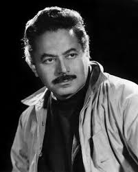 Sam Shaw's Instagram, Twitter & Facebook