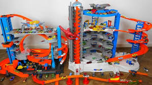 Super Epic Hot Wheels Super Ultimate Garage Vs City Ultimate Garage Hot Wheels Ultimate Garage Minecraft Bedroom Decor