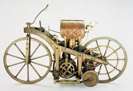 The Riding Car World S First Motorcycle By Mercedes Benz Pursuitist Antique Motorcycles Classic Motorcycles Cool Motorcycles