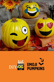 Pumpkins with light or very light or shallow use a brush to apply a liberal coat of sealer evenly to the entire surface of the pumpkin, and allow to dry thoroughly. Emoji Pumpkin Squad Kinder Basteln Natur Kurbisse Anmalen Halloween Kinder