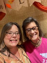 SPONSOR SHOUT OUT! Huge thanks to Jennifer Jones for sponsoring the group!  Jennifer is a writing coach, helping you with social media content  creating, blog writing and supports authers getting their books