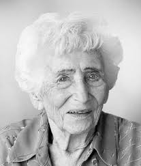 Julia Clear Obituary (2017)