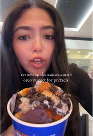 Aintie Anna Oreo Pretzels Review