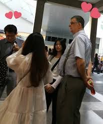 Random type vogue march edition 2021 content : How Rich Is Jennie Kim S Family