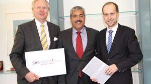 Act, 1913, bab started its activities in 1993 with 9 (nine) commercial banks which increased to 36. Wichtiger Und Verlasslicher Partner Bremer Aufbaubank Fordert Projekte Und Wirtschaft In Bremerhaven Bremerhaven De