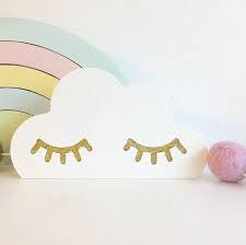 Kinderzimmer Dekoration Wolke Mit Goldenen Augen 11 X 6 Cm Aus Holz Handmade In Schweden Von Pixist Kinderzimmerdekoration Kinder Zimmer Kinderzimmer Deko