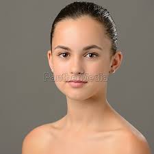 Teenage Mädchen nackte Schultern Haut pflege - Lizenzfreies Bild #11938745  | Bildagentur PantherMedia