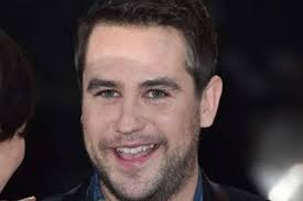 Noughties one hit wonders reunite for comeback gigs in the UK 15 years  after smash hit and band split