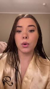 Avery stringer (@avelaurennn)