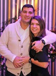 She has been ranked world no. Simona Halep Si Toni Iuruc Si Au Doctor Andrei Laslau Facebook