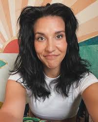 Dakota Hebert's Instagram, Twitter & Facebook