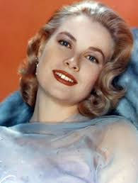 Kelly Churchill's Instagram, Twitter & Facebook