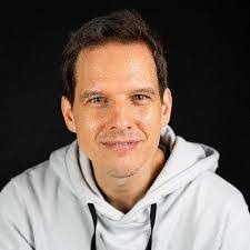 Jesse Blanchard's Instagram, Twitter & Facebook