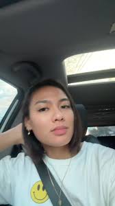 Car Conversation: Smiley Style and Gestures