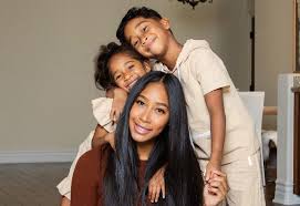 She tied a knot with her husband omari ishmael grandberry better known as omarion, who is an american singer, songwriter, rapper, actor, and dance. Does Omarion Have A Child
