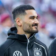 Mesut 'özil und ilkay gündogan haben deutschland bewiesen was dik durmak auf deutsch heisst :d Ilkay Gundogan Wikipedia