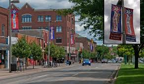 Great Lakes Folk Festival Returns To Downtown East Lansing Aug 9 11 Great Lakes East Lansing Lake