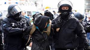 Juli 2021 08:06 uhr frankfurt | 07:06 uhr london | 02:06 uhr new york | 15:06 uhr tokio Polizei Geht In Berlin Gegen Corona Kritiker Vor