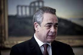 Ευρώ σε διαφυγόντα τζίρο από τις νόμιμες επιχειρήσεις και 6 δισ. Kwnstantinos Mixalos Liberal Gr