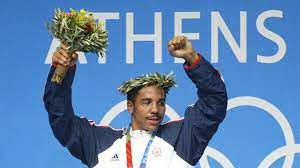 With the win, davis clinched a medal in the men's lightweight division. 7 Boxing Superstars Who Also Won Olympic Gold Medals