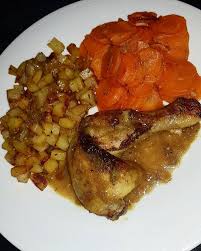 Recette Gourmande Sur Instagram Coucou Pour Ce Soir Poulet Roti Expresse Carotte Au Cumin Pomme De Terre Saute Je Vous Laisse In 2020 Food Chicken Wings Chicken