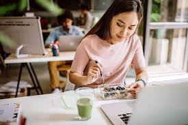 There are ways to help yourself feel better if you have a flare: What To Eat What To Avoid To Manage Your Ibd The Iowa Clinic