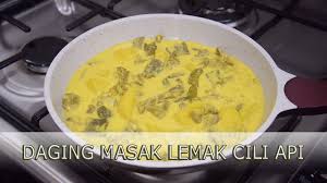 Meskipun daging has dalam tidak ada lemak, justru bumbu sulit untuk bisa meresap secara maksimal. Daging Masak Lemak Cili Api Youtube