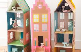 4 Casitas De Munecas Con Cajas De Carton Manualidades Con Ninos