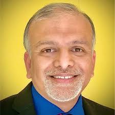 Robert Mikol's Instagram, Twitter & Facebook