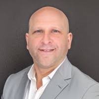 Stephen Wurst's Instagram, Twitter & Facebook