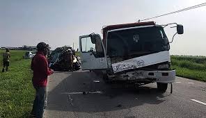 Kakitangan cimb maut dilanggar pemandu mabuk semalam. Potong Tak Lepas Pemandu Vios Maut Dalam Kemalangan Cerita Terkini Sensasi Dan Tepat